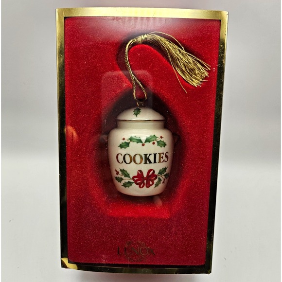 Lenox Other - Lenox Porcelain Hanging Jar Ornament, White/Gold Holly Christmas #6119077